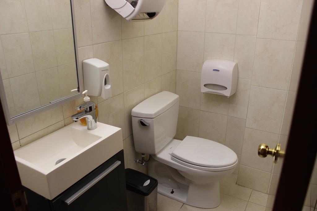 Toscana Inn Hotel Panama City Room photo